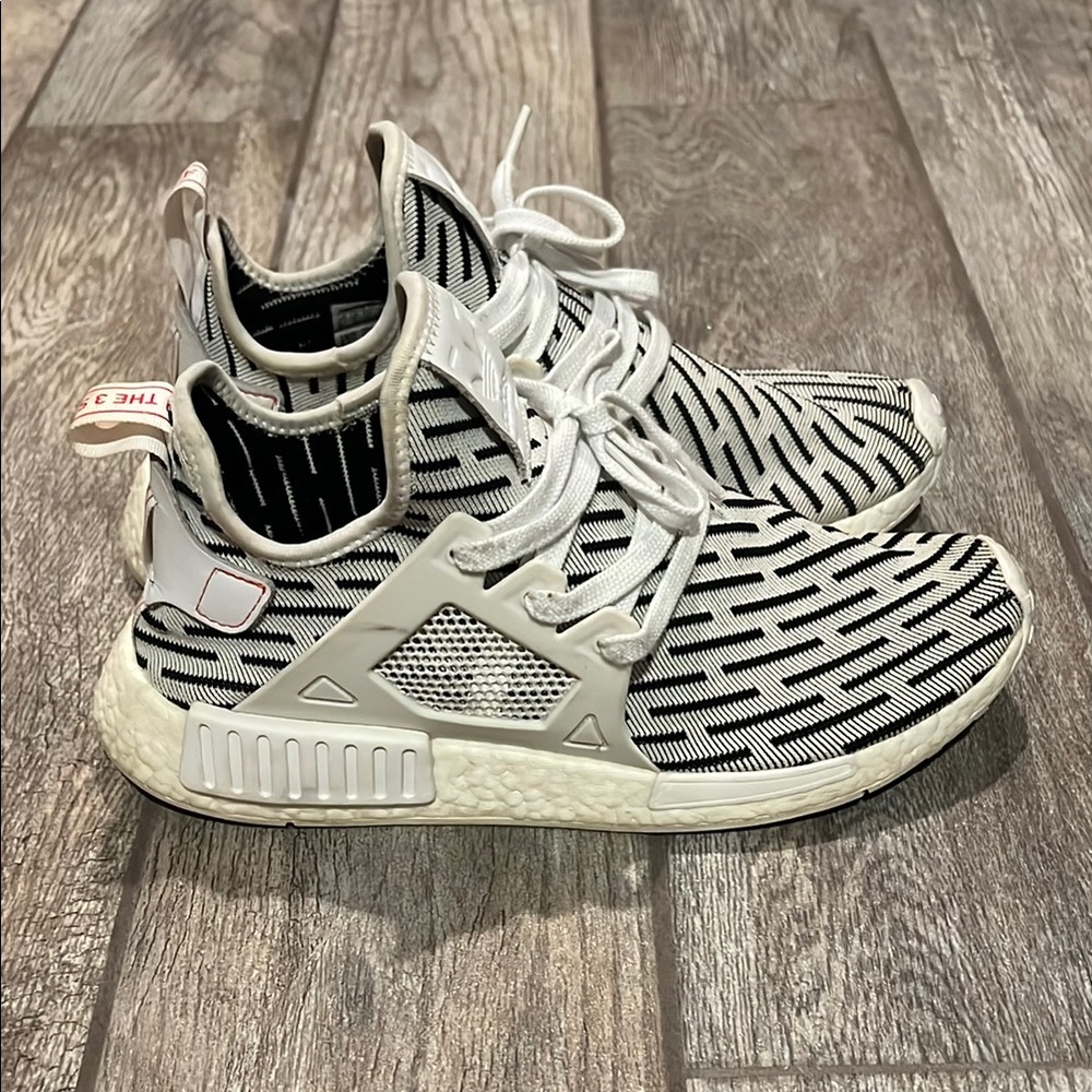Adidas NMD XR1 Black and White Size 9.5